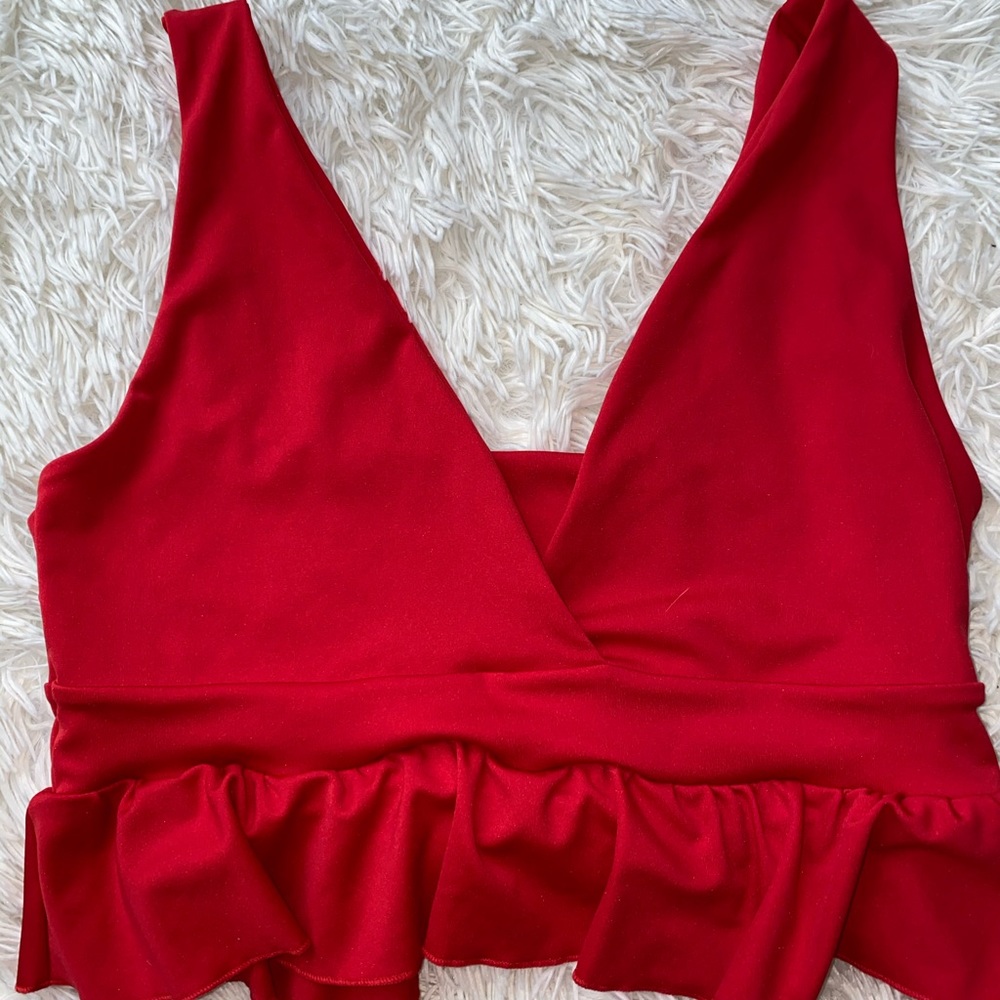 💕Crop top💕 - Picture 2 of 3